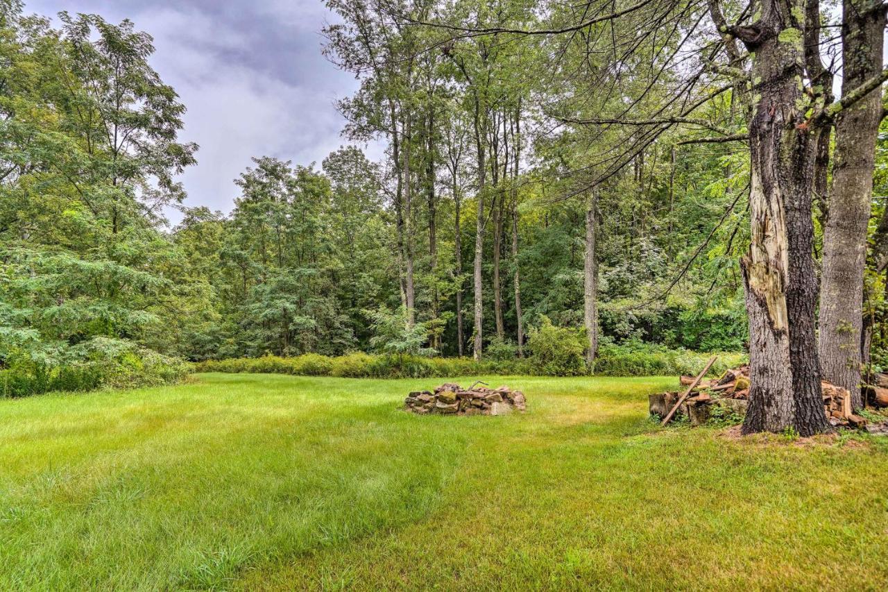 Secluded Getaway Less Than 10 Mi To Saratoga Springs! Corinth Exterior photo