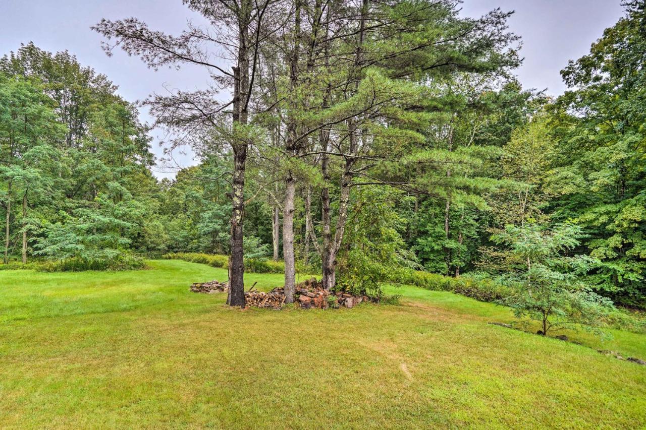 Secluded Getaway Less Than 10 Mi To Saratoga Springs! Corinth Exterior photo